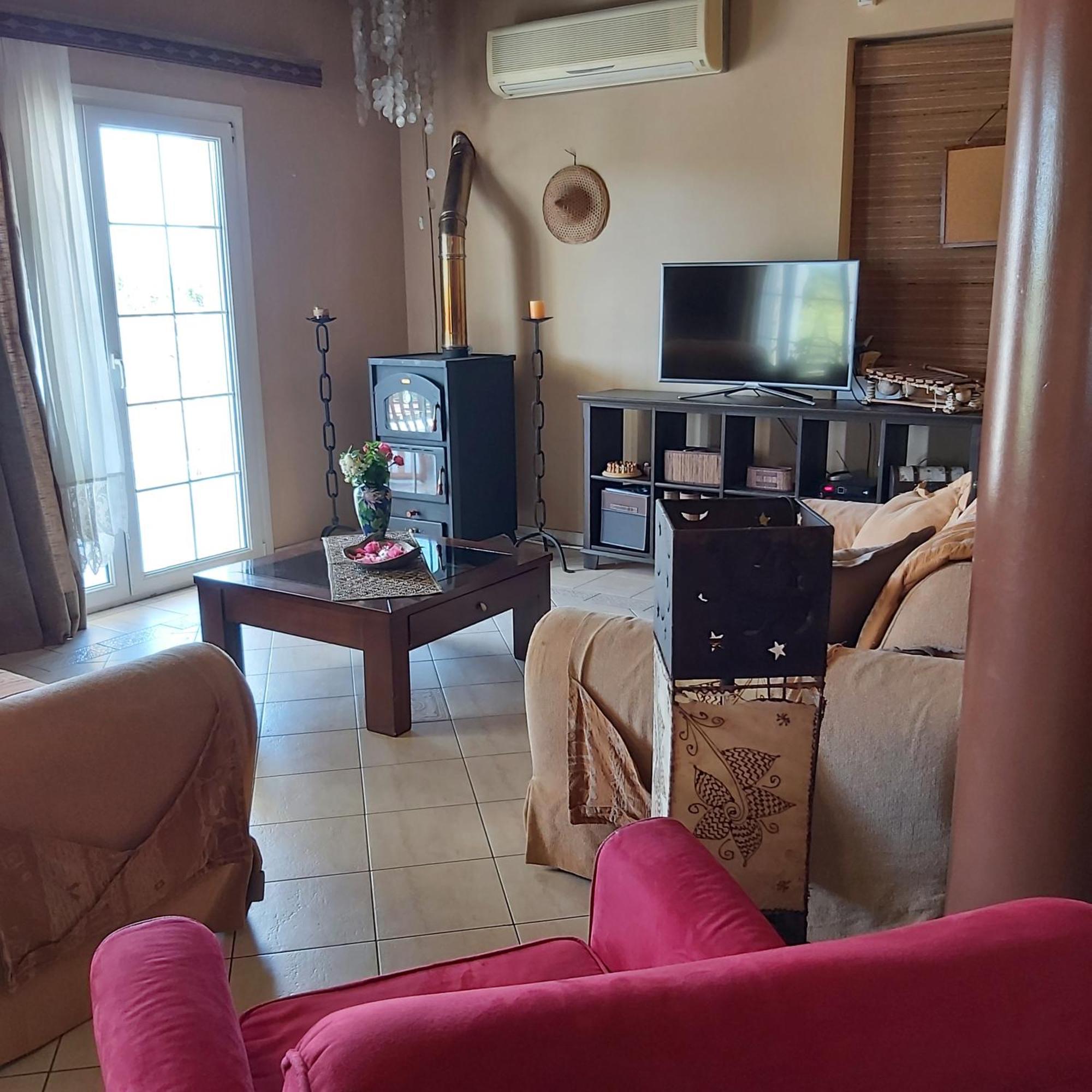 Acqui Villa อาร์กอสโตลี ภายนอก รูปภาพ