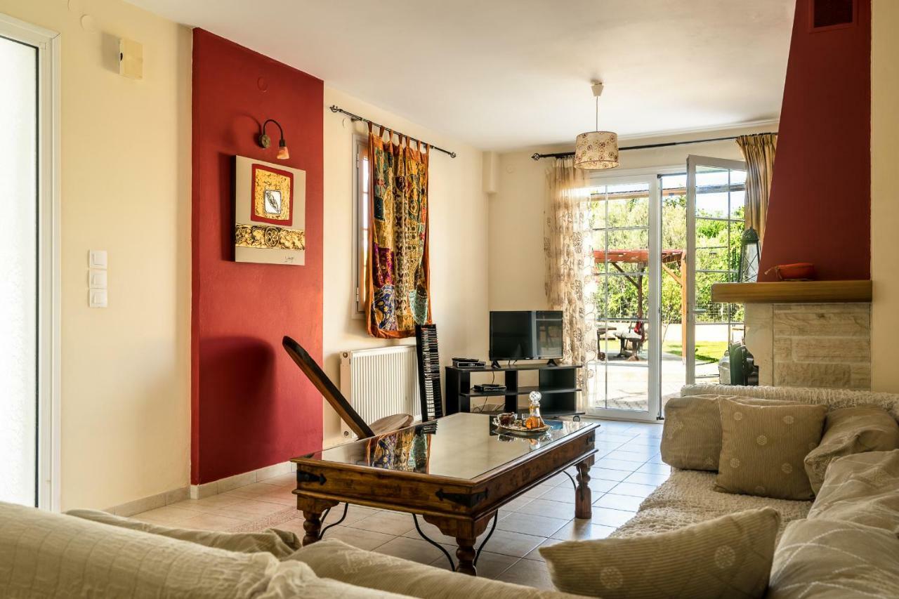 Acqui Villa อาร์กอสโตลี ภายนอก รูปภาพ